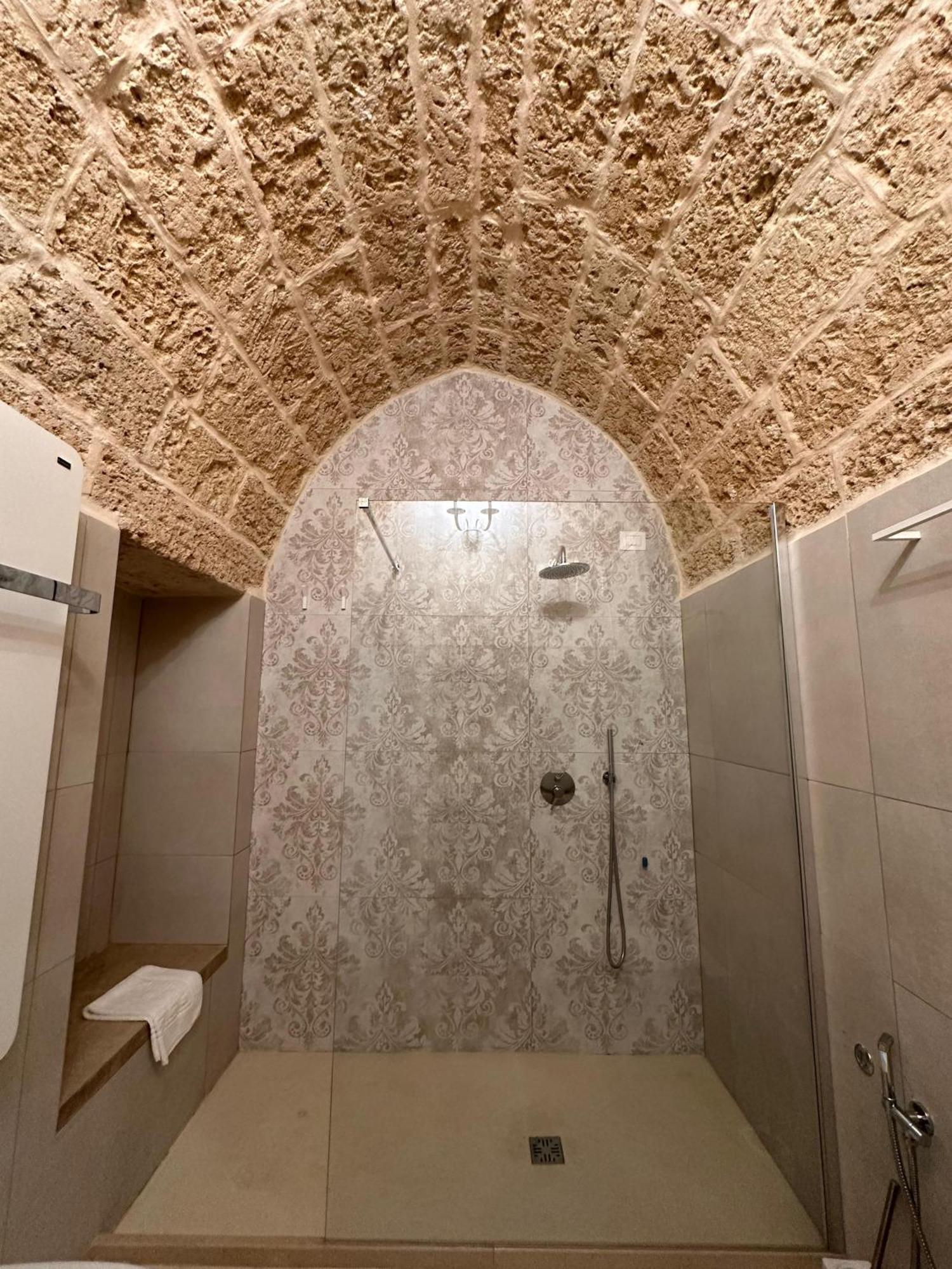 Palazzo Alma Luxury Rooms 卡萨拉诺 外观 照片