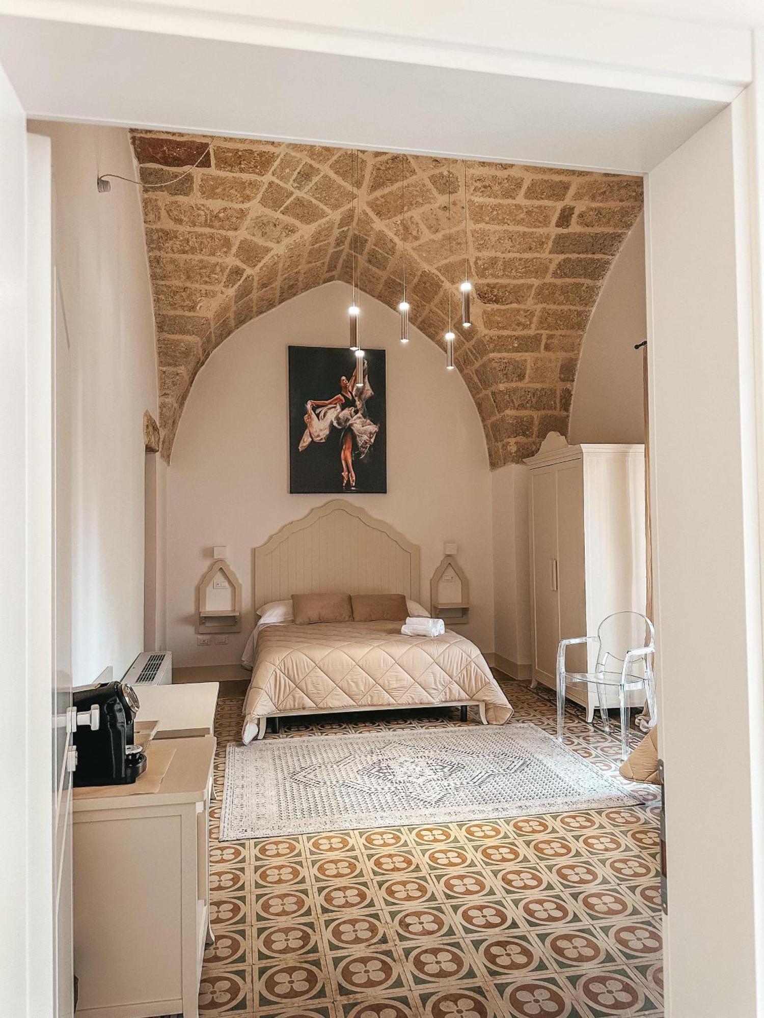 Palazzo Alma Luxury Rooms 卡萨拉诺 外观 照片