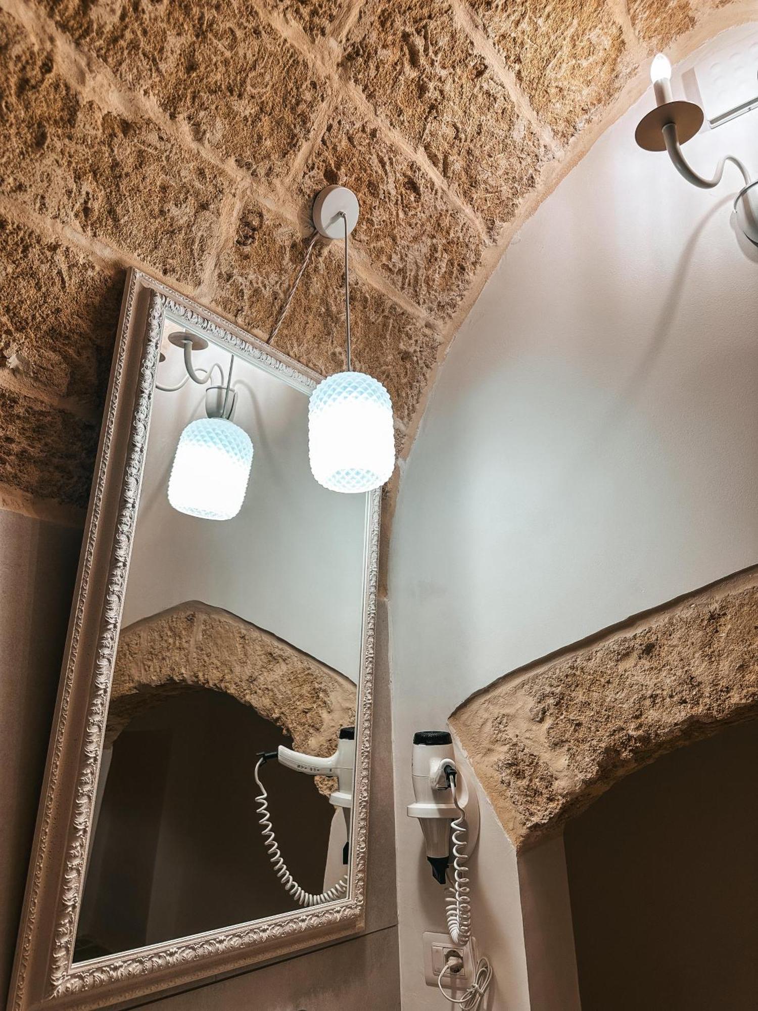 Palazzo Alma Luxury Rooms 卡萨拉诺 外观 照片