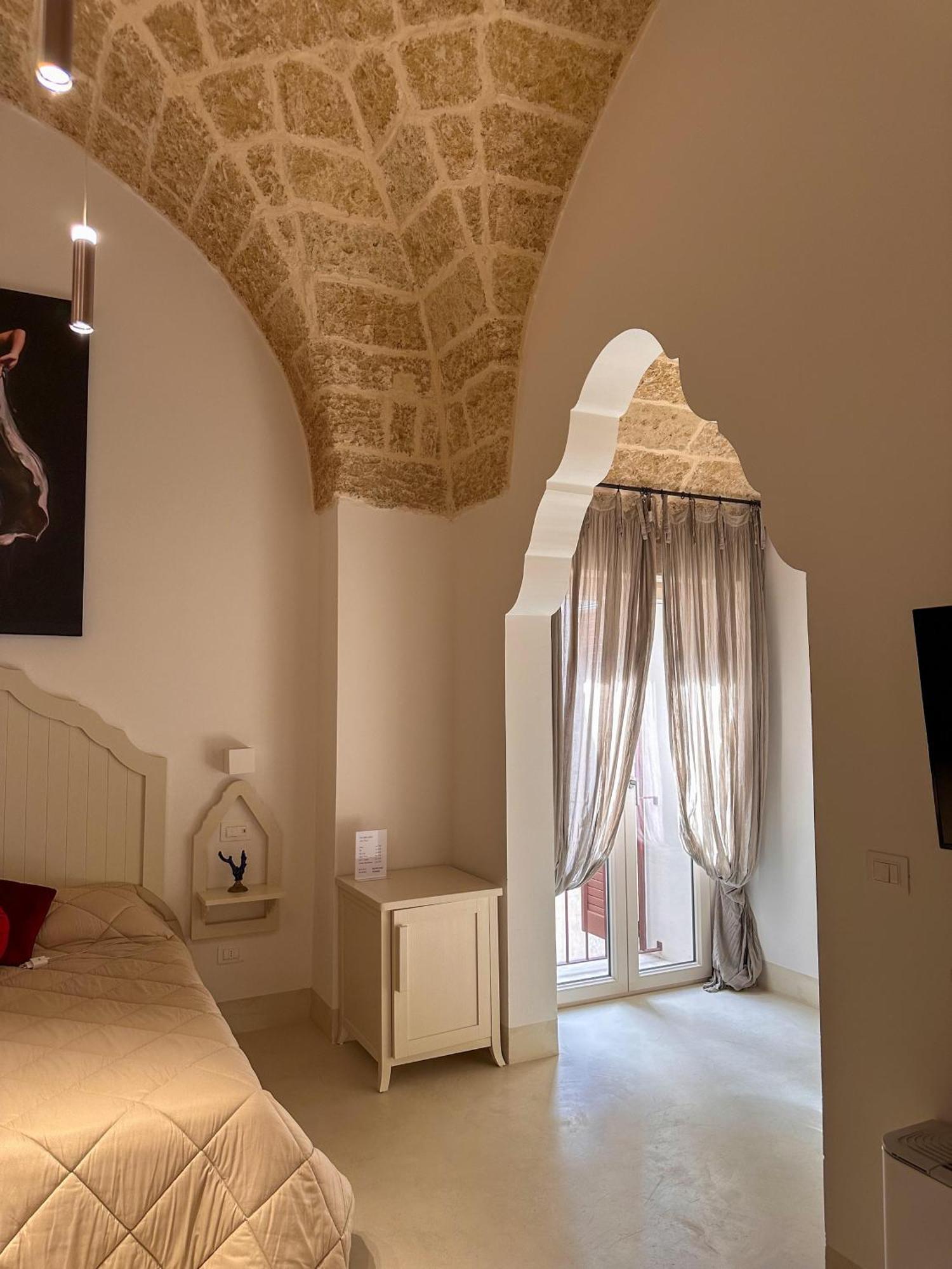 Palazzo Alma Luxury Rooms 卡萨拉诺 外观 照片