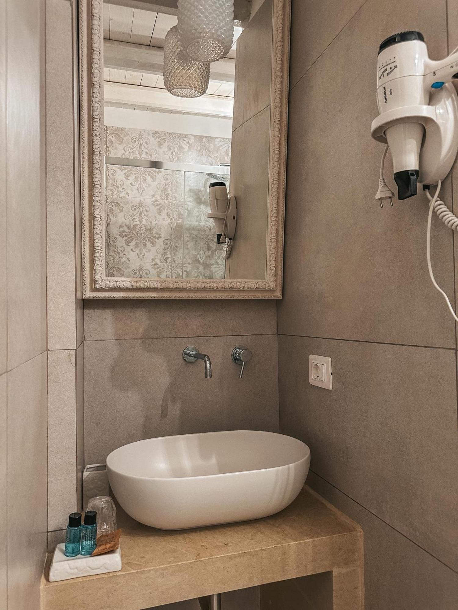 Palazzo Alma Luxury Rooms 卡萨拉诺 外观 照片